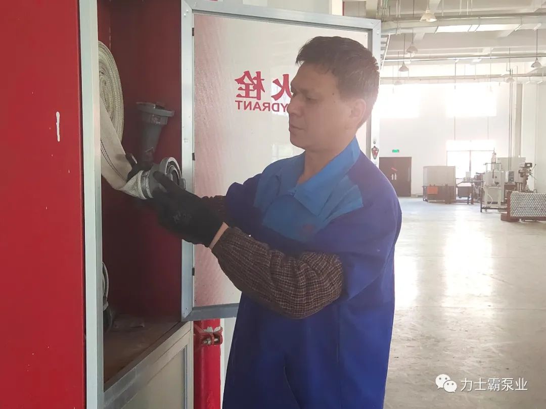 力士霸泵業(yè)的三個一落實安全生產(chǎn)(圖2) 力士霸泵業(yè)的三個一落實安全生產(chǎn)(圖2)