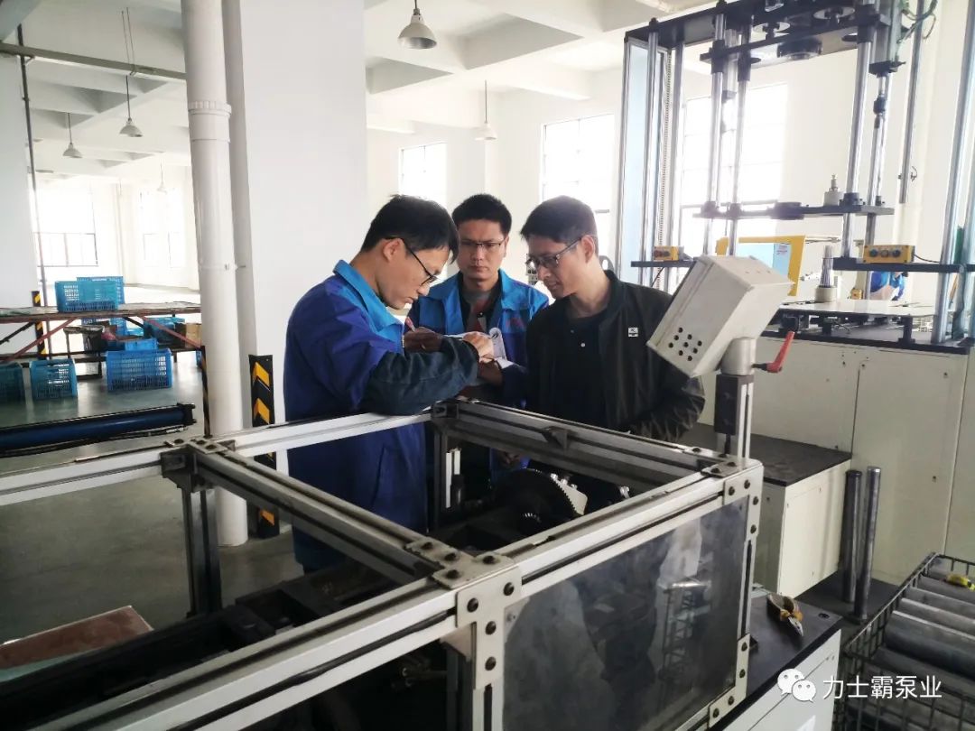 力士霸泵業(yè)的三個一落實安全生產(chǎn)(圖6) 力士霸泵業(yè)的三個一落實安全生產(chǎn)(圖6)