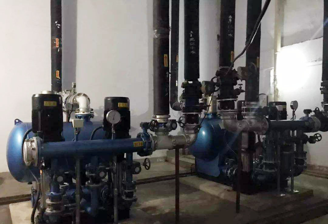 智能靜音泵能有效的解決小區(qū)泵房噪聲大、水泵擾民等問題(圖2) 智能靜音泵